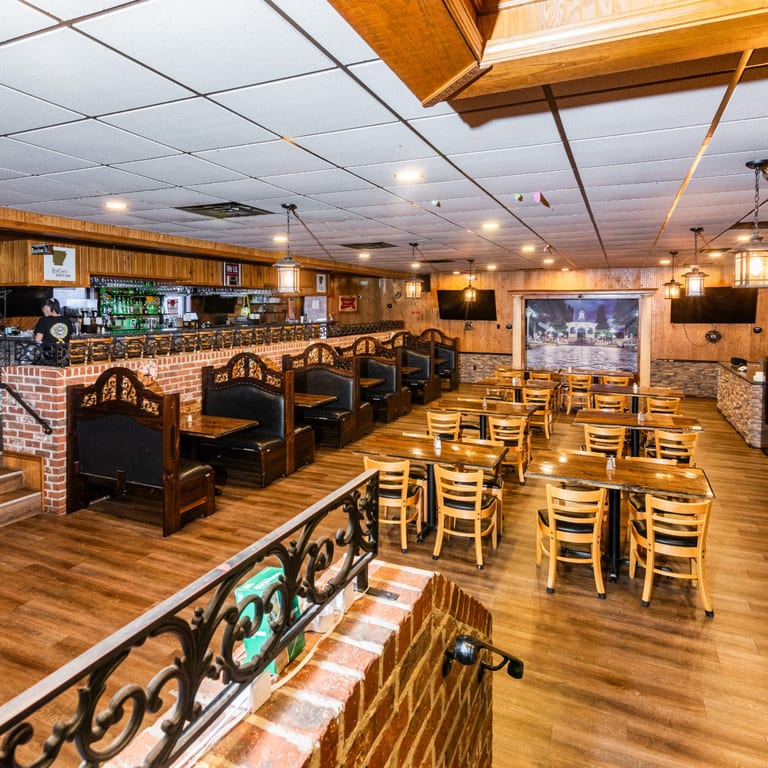 A Casual Place for Everyone