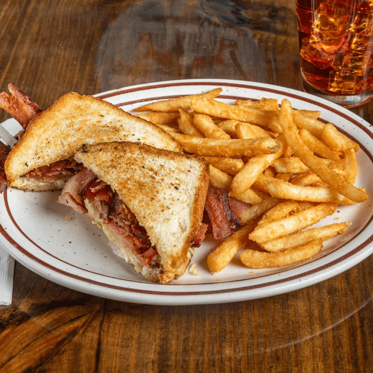 Delicious Dinner Options at Our Restaurant